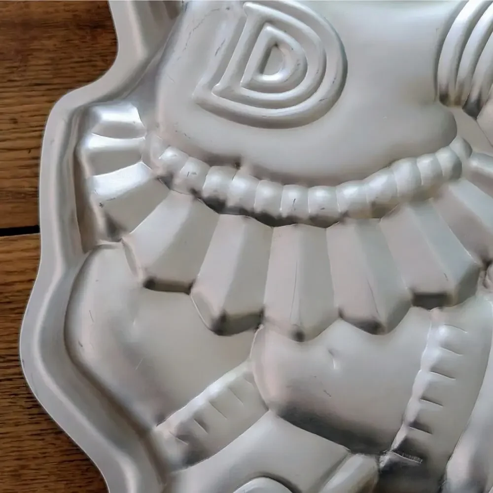 Vintage 1985 Wilton Dotty Dog Cake Pan 2105-3975 Get Along Gang Novelty Baking